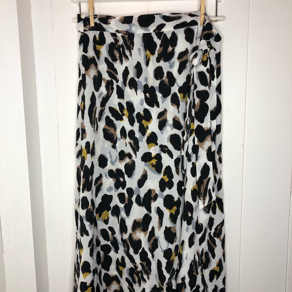 Women’s wrap skirt Medium